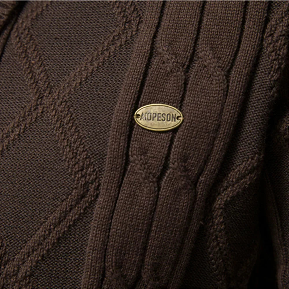 Otto™ | Knitted Cardigan with Buttons