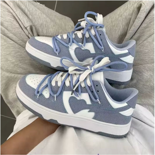 Colea | Heart Sneakers