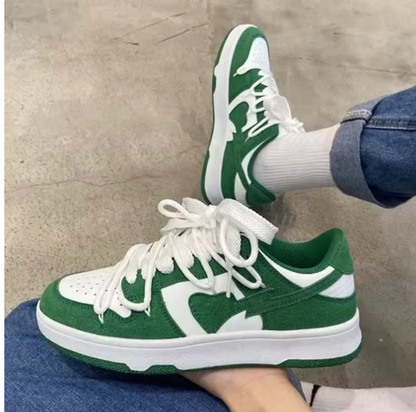 Colea | Heart Sneakers
