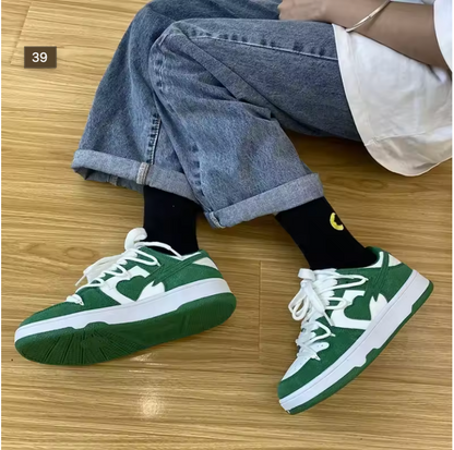 Colea | Heart Sneakers